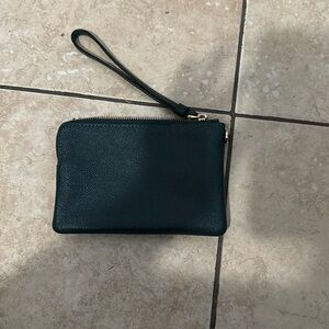 Coach Wrislet / Wallet - ZIPPER DOES NOT WORK